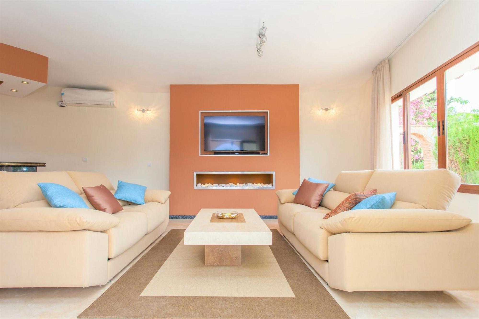 Summer Offers! Fabulous Luxury Villa Near The Beach Sleeps 8 ベナルマデナ エクステリア 写真