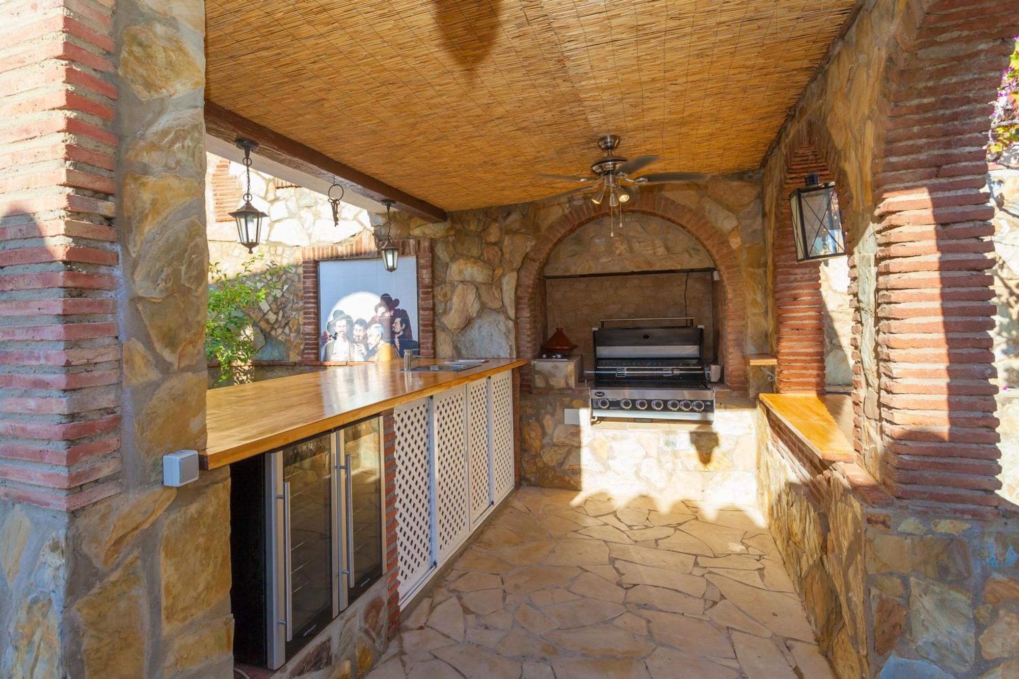 Summer Offers! Fabulous Luxury Villa Near The Beach Sleeps 8 ベナルマデナ エクステリア 写真