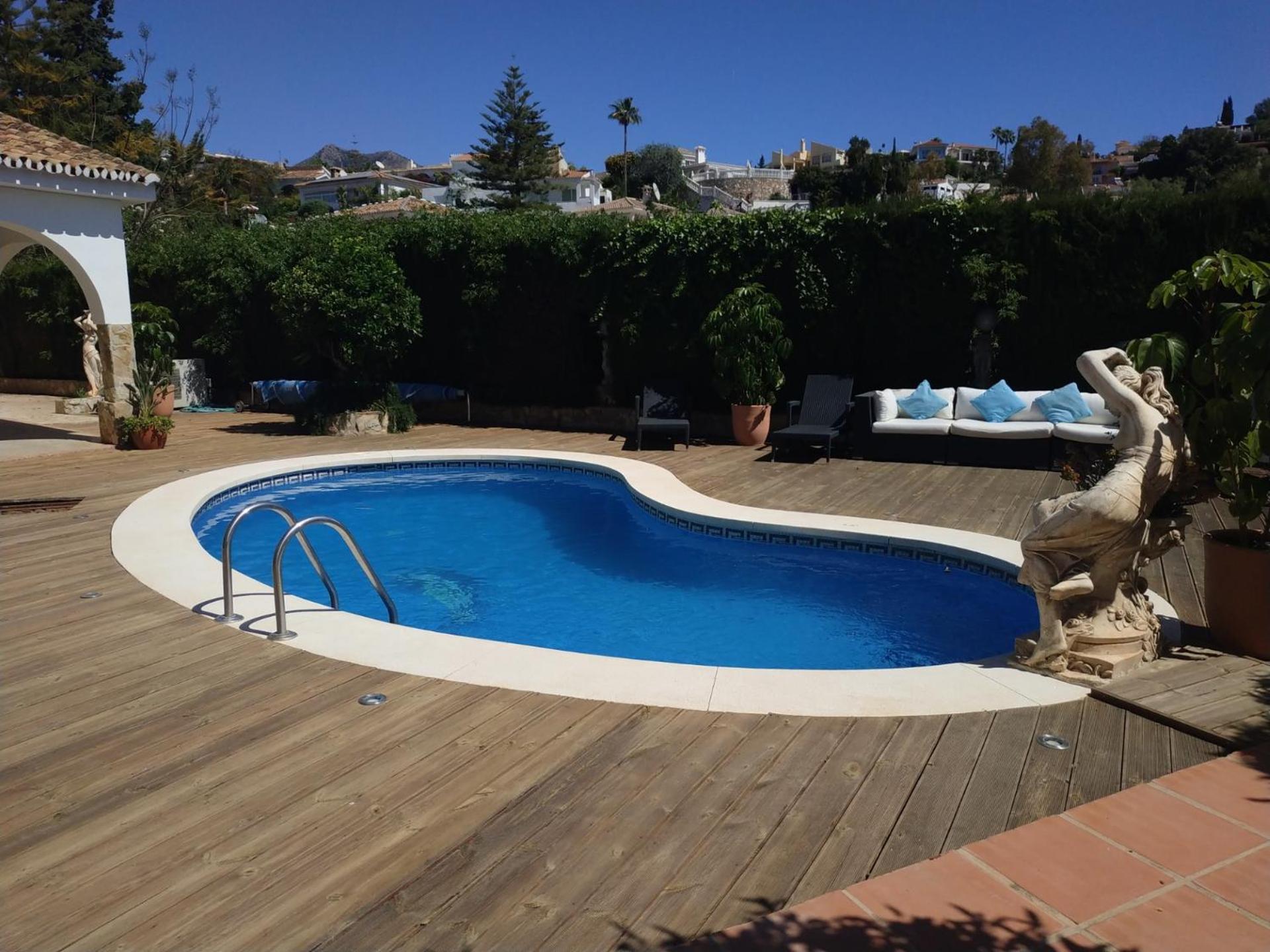 Summer Offers! Fabulous Luxury Villa Near The Beach Sleeps 8 ベナルマデナ エクステリア 写真