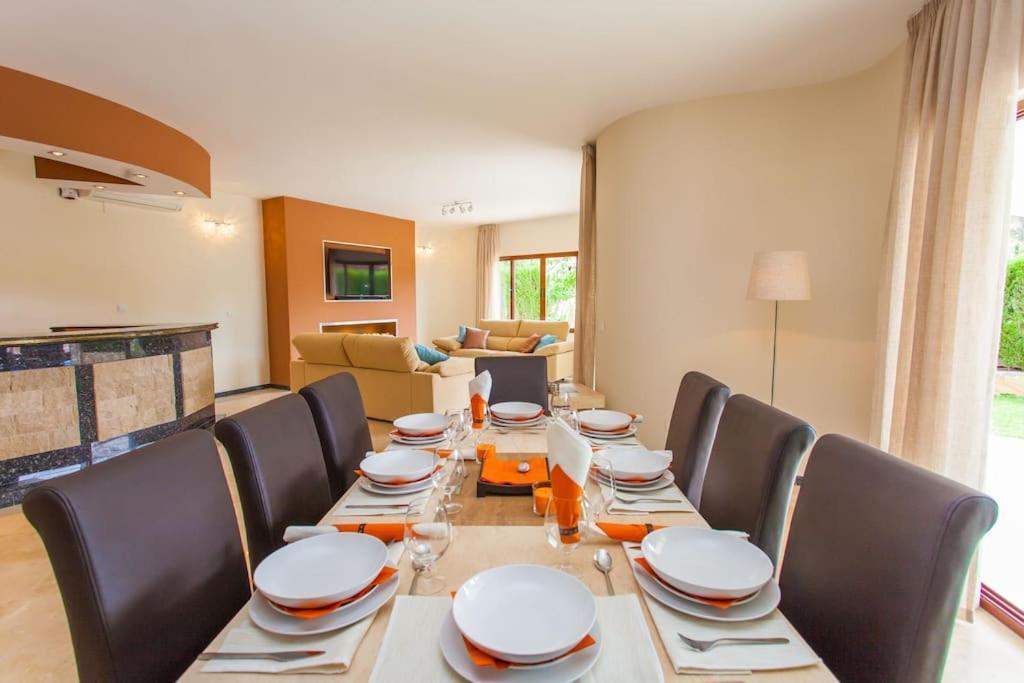 Summer Offers! Fabulous Luxury Villa Near The Beach Sleeps 8 ベナルマデナ エクステリア 写真