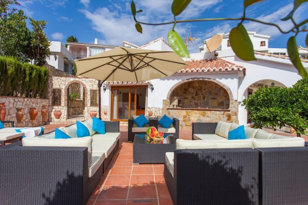 Summer Offers! Fabulous Luxury Villa Near The Beach Sleeps 8 ベナルマデナ エクステリア 写真