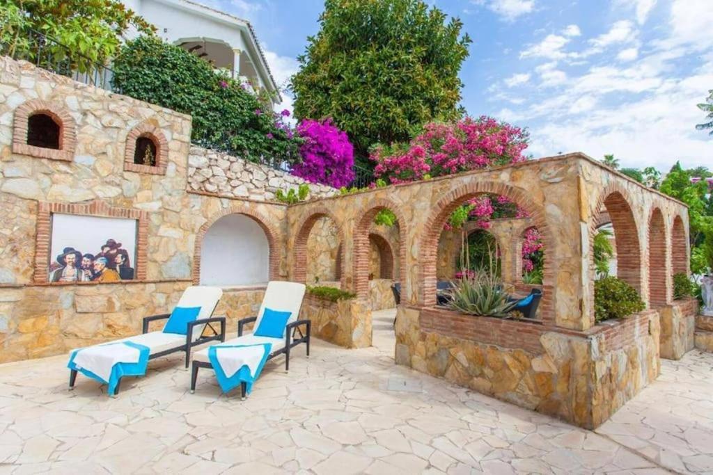 Summer Offers! Fabulous Luxury Villa Near The Beach Sleeps 8 ベナルマデナ エクステリア 写真