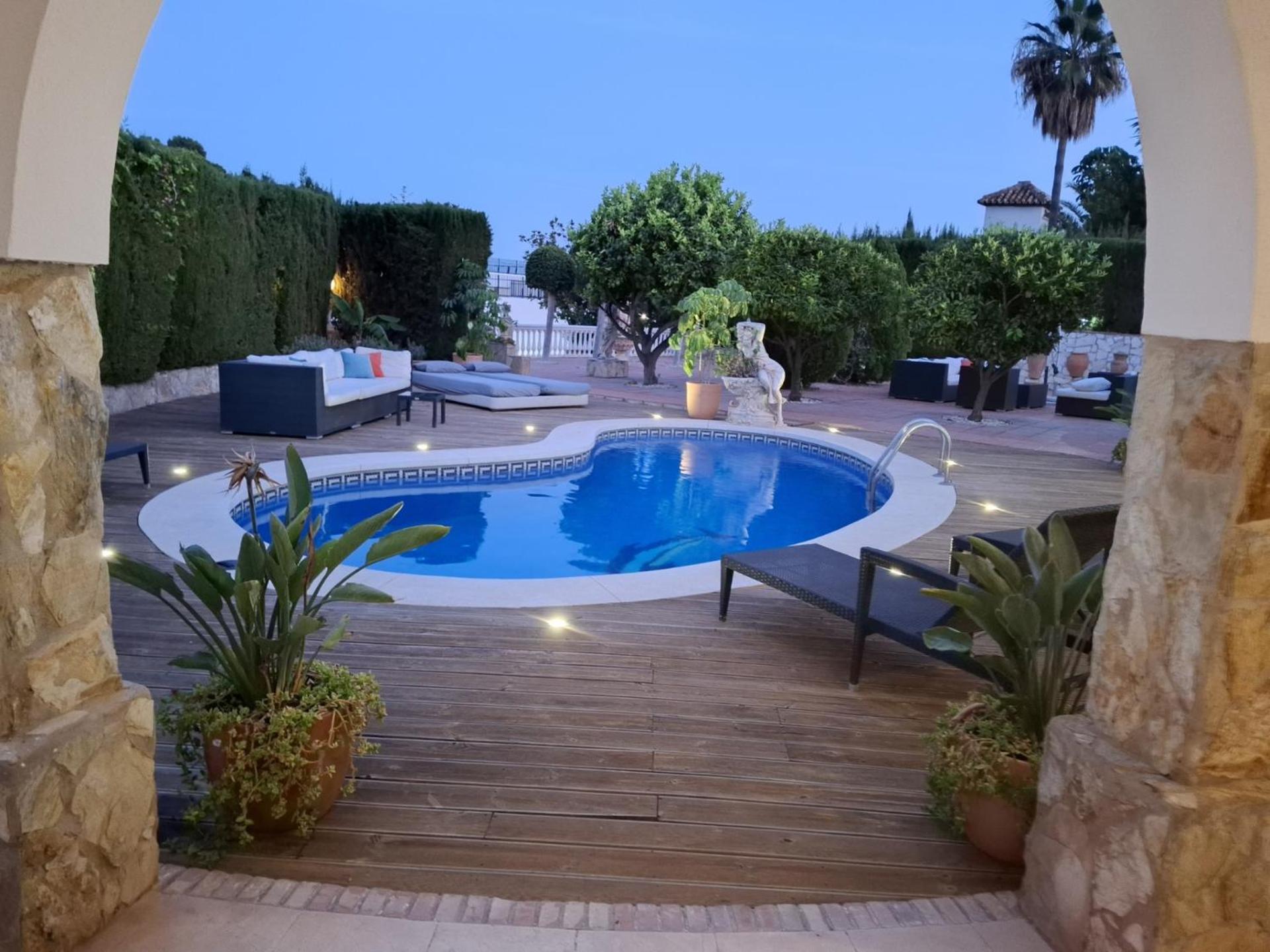 Summer Offers! Fabulous Luxury Villa Near The Beach Sleeps 8 ベナルマデナ エクステリア 写真