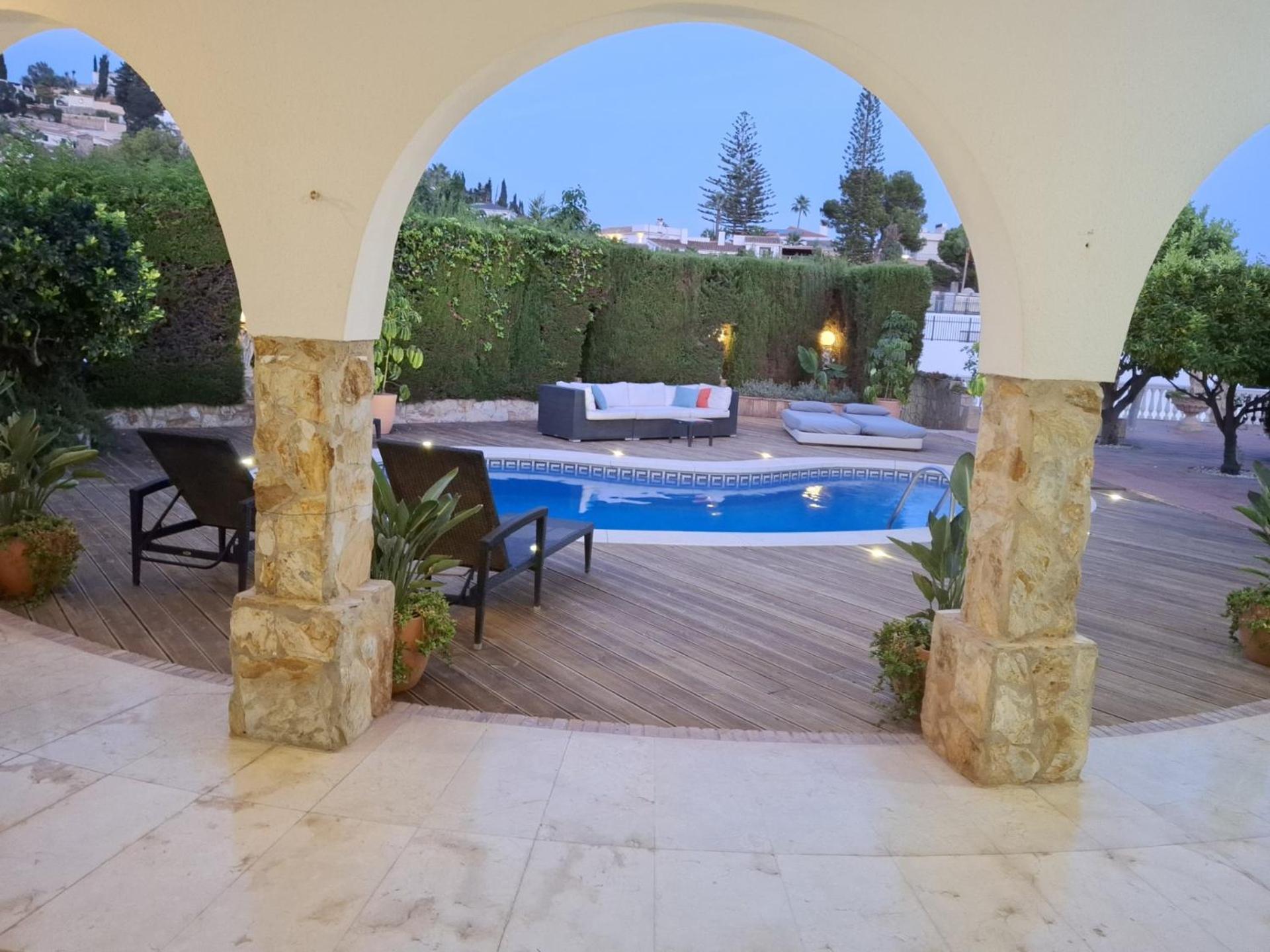 Summer Offers! Fabulous Luxury Villa Near The Beach Sleeps 8 ベナルマデナ エクステリア 写真